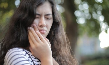 Diş Çürüğü Neden Oluşur? Nasıl Önlenir?