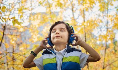 Yanlış Kulaklık Seçimi Kulak Sağlığını Bozuyor!