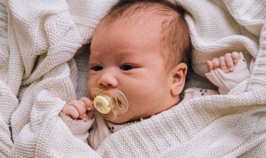 Bebeklerde Emzik Kullanımında Dikkat Edilmesi Gerekenler