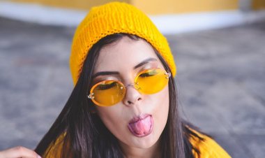 Dildeki Renk Değişimine Göre Bedeniniz Size Ne Anlatmak İstiyor?