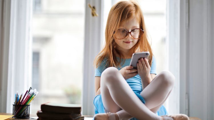 Çocuğunuzun Sosyal Medya Hesaplarını, Oyun Hesaplarını Kontrol Edin!