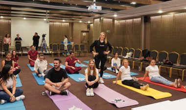 Liv Hospital'dan 'Bel ve Boyun Sağlığı Okulu'