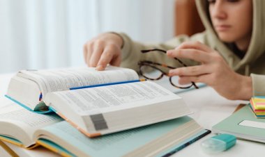 Sınava Hazırlanan Öğrenciler Nasıl Beslenmeli?