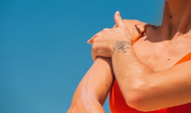 Güneş Koruyucu Kullanırken Dikkat! Cilt Kanseri Riskinizi Artırmayın