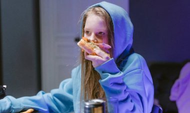 Sanal Dünya Beyni Uyuşturuyor mu? Uzmanından Oyun Bağımlılığına Karşı Uyarı