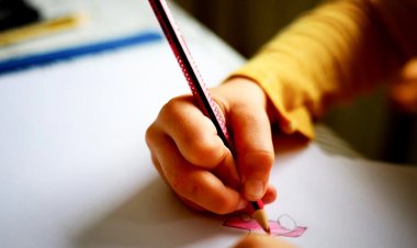 Abdi İbrahim Vakfı'ndan Depremzede Öğrencilere Destek